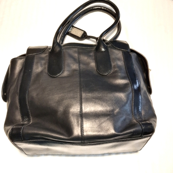 Badgley Mischka Handbags - Badgley Mischka black handbag